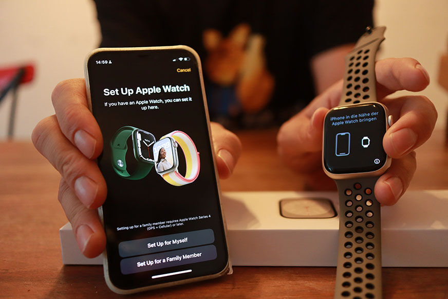 Apple watch with online iphone 8